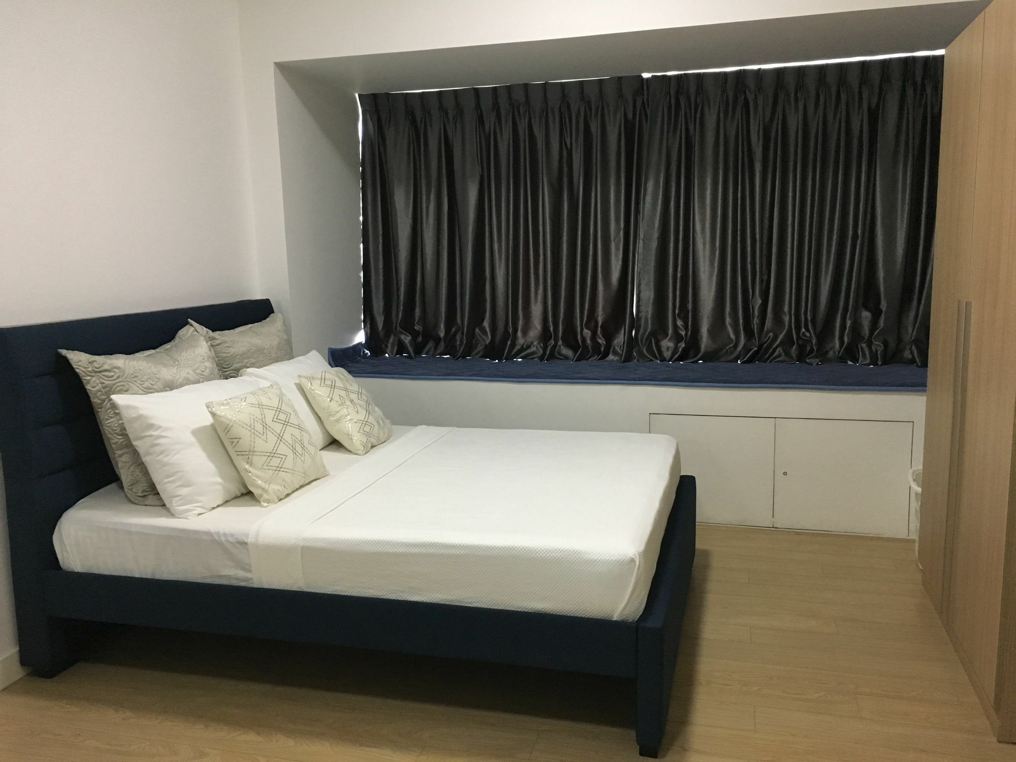 Shang Luxury Suites Mandaluyong Екстер'єр фото