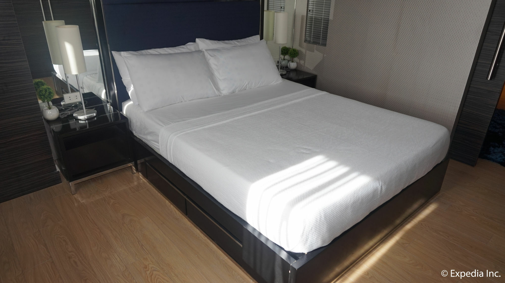 Shang Luxury Suites Mandaluyong Екстер'єр фото
